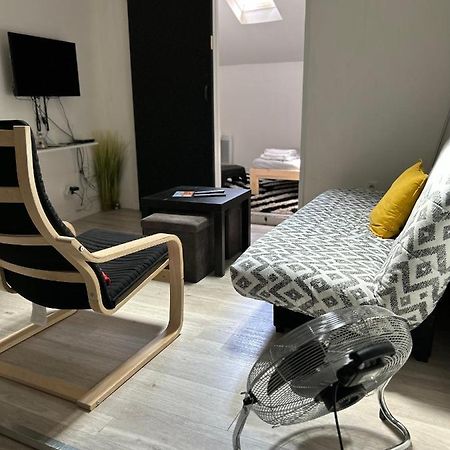 Petit Appartement T2 A 5 Min De La Gare Bordeaux Bagian luar foto