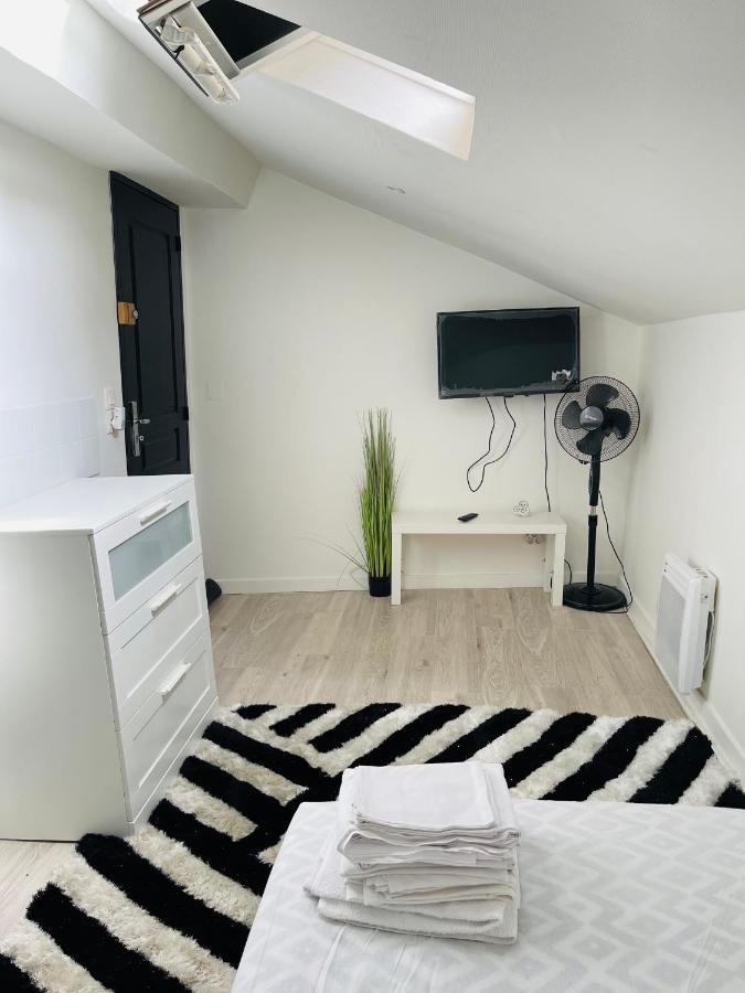 Petit Appartement T2 A 5 Min De La Gare Bordeaux Bagian luar foto