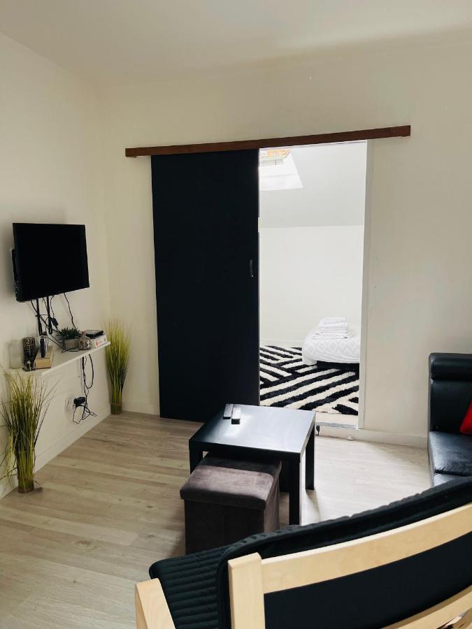 Petit Appartement T2 A 5 Min De La Gare Bordeaux Bagian luar foto