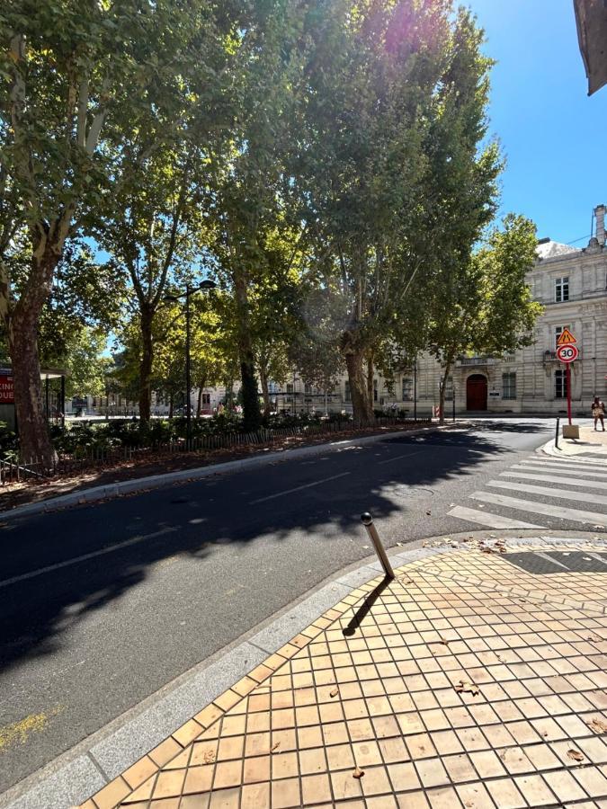 Petit Appartement T2 A 5 Min De La Gare Bordeaux Bagian luar foto